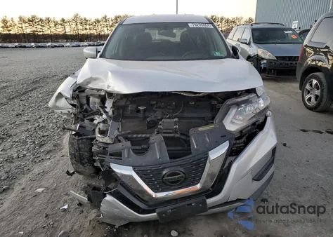 2018 Nissan Rogue S z USA, uszkodzony, nr VIN 5N1AT2MV9JC776247